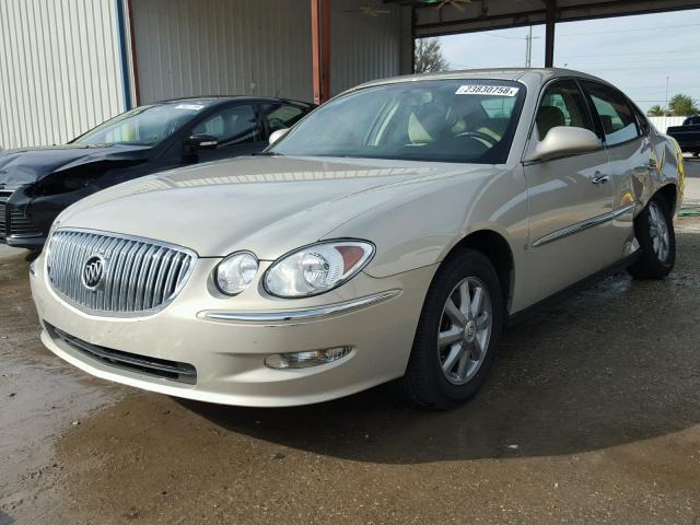 2G4WC582081194836 - 2008 BUICK LACROSSE C BEIGE photo 2