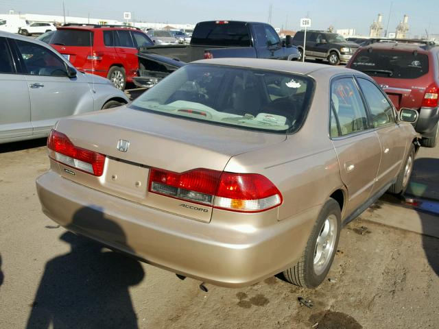 1HGCG56401A026630 - 2001 HONDA ACCORD LX GOLD photo 4