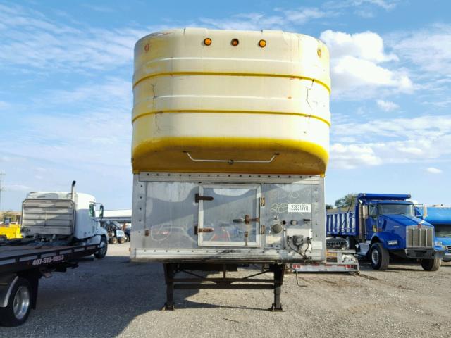 1M9GA268XSR375104 - 1995 UTILITY TRAILER WHITE photo 2