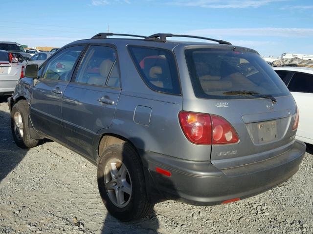 JT6GF10U5Y0077374 - 2000 LEXUS RX 300 GRAY photo 3