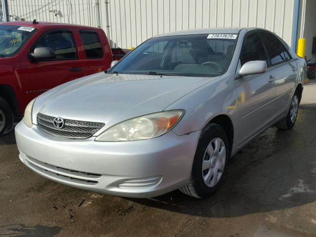 4T1BE32K23U733542 - 2003 TOYOTA CAMRY LE SILVER photo 2