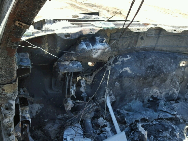 5LMFU275X5LJ18535 - 2005 LINCOLN NAVIGATOR BURN photo 8