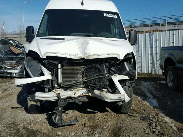 WD0PF445985274832 - 2008 DODGE SPRINTER 3 WHITE photo 9