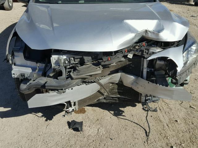 1G11B5SA2DF231379 - 2013 CHEVROLET MALIBU LS SILVER photo 9
