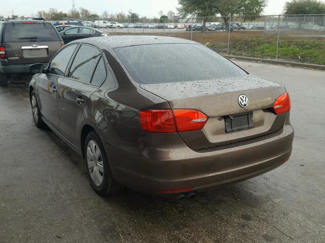 3VW1K7AJ0DM221435 - 2013 VOLKSWAGEN JETTA BASE BROWN photo 3