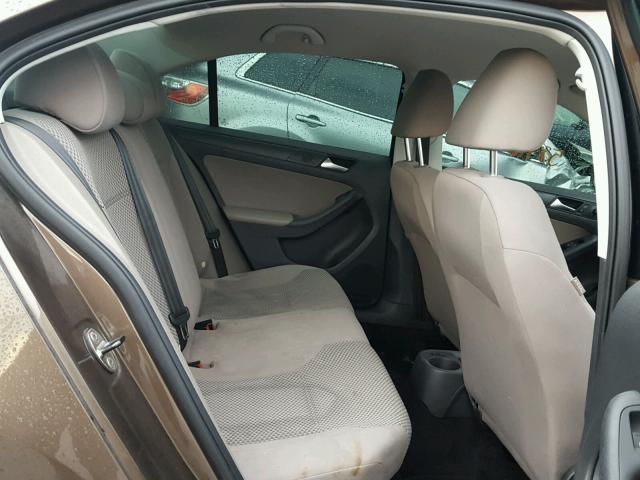 3VW1K7AJ0DM221435 - 2013 VOLKSWAGEN JETTA BASE BROWN photo 6
