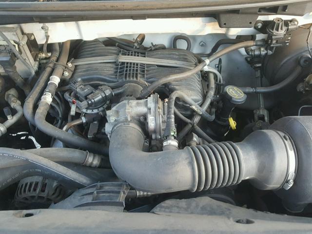 1FTRF12206NB14523 - 2006 FORD F150 WHITE photo 7