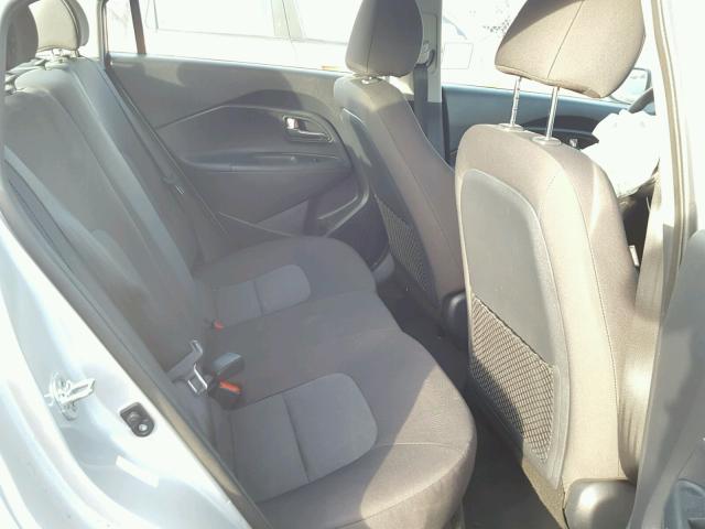 KNADM4A39H6025961 - 2017 KIA RIO LX Արծաթագույն լուսանկար 6