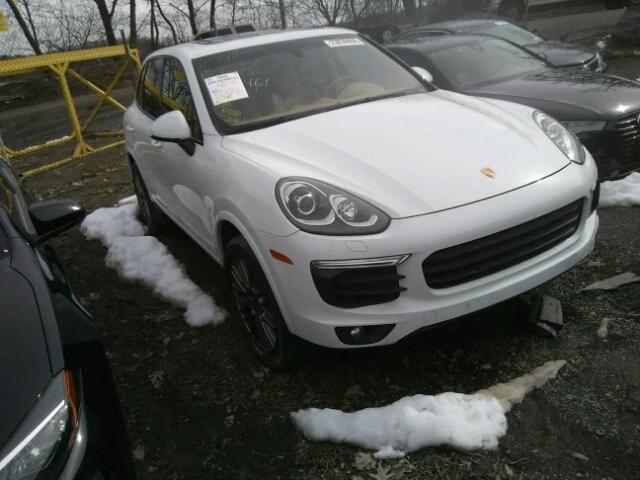 WP1AA2A26HKA81209 - 2017 PORSCHE CAYENNE WHITE photo 1