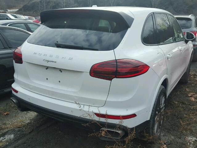 WP1AA2A26HKA81209 - 2017 PORSCHE CAYENNE WHITE photo 4