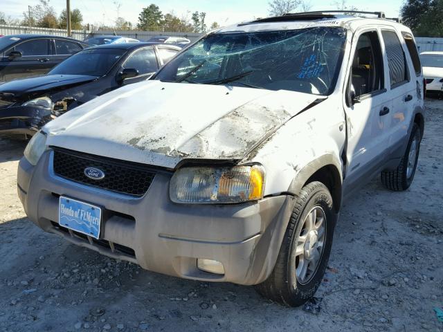 1FMYU03142KA34716 - 2002 FORD ESCAPE XLT WHITE photo 2