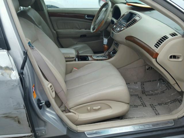 JNKBF01A72M008525 - 2002 INFINITI Q45 SILVER photo 5