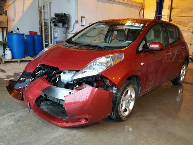 JN1AZ0CPXBT001776 - 2011 NISSAN LEAF SV MAROON photo 2