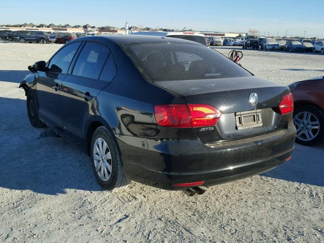 3VW2K7AJ1EM425358 - 2014 VOLKSWAGEN JETTA BASE შავი ფოტო 3