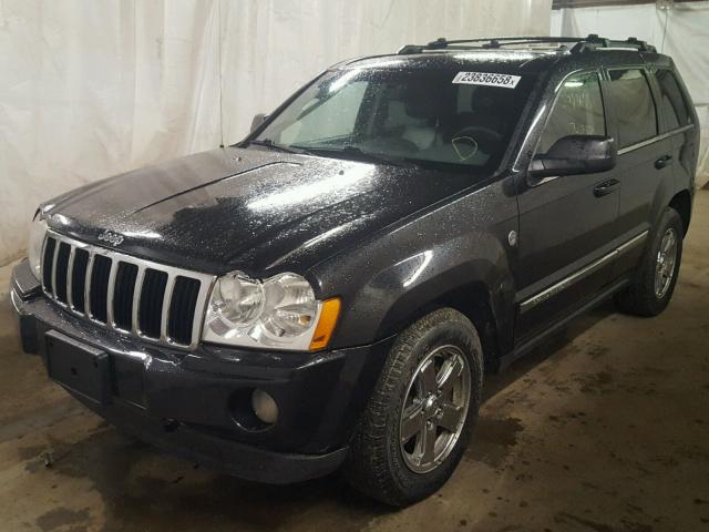 1J8HR58245C593212 - 2005 JEEP GRAND CHER BLACK photo 2