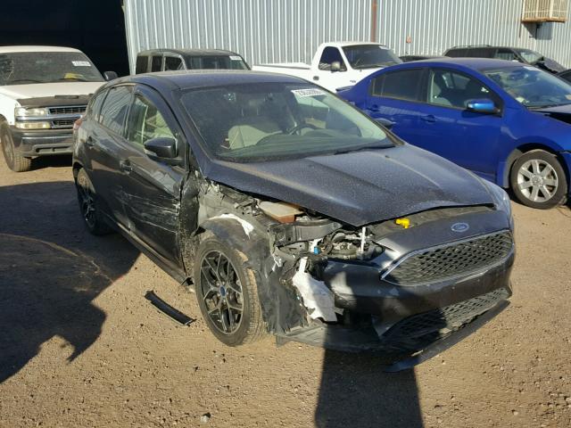 1FADP3K28FL256445 - 2015 FORD FOCUS SE GRAY photo 1