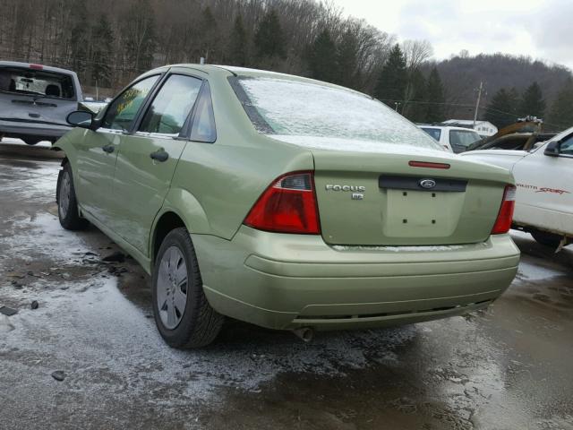 1FAFP34N77W197193 - 2007 FORD FOCUS ZX4 GREEN photo 3