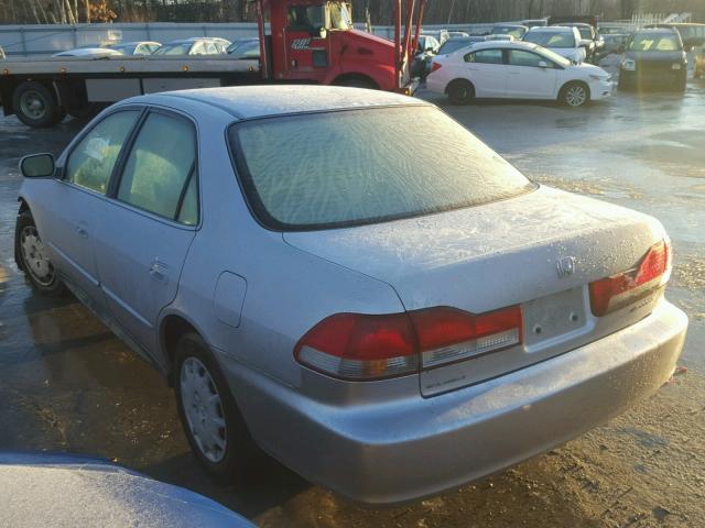 JHMCG66592C016051 - 2002 HONDA ACCORD LX SILVER photo 3