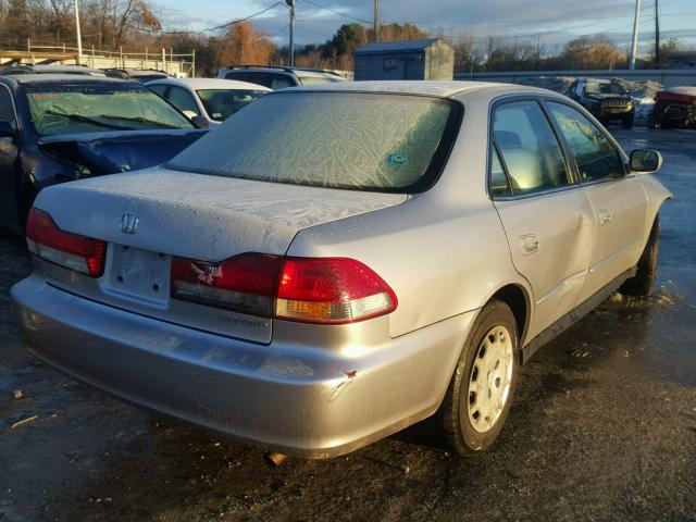 JHMCG66592C016051 - 2002 HONDA ACCORD LX SILVER photo 4