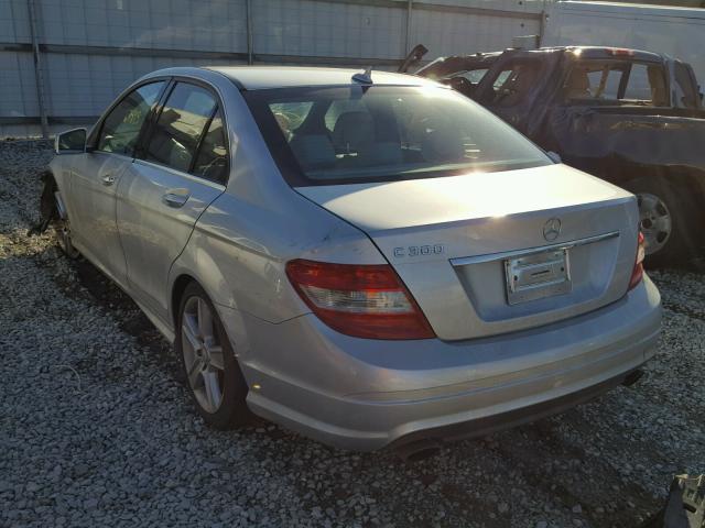 WDDGF5EB0BA477731 - 2011 MERCEDES-BENZ C 300 SILVER photo 3