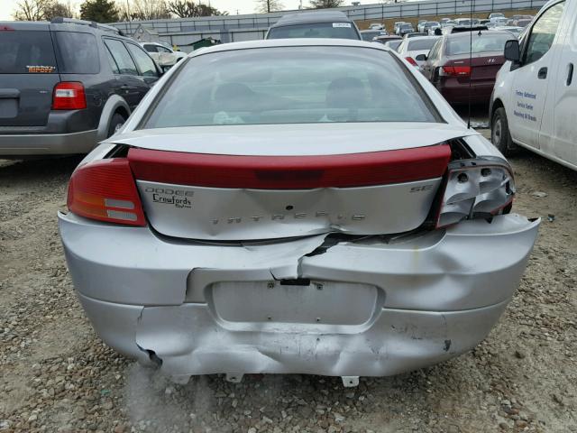 2B3HD46R54H589795 - 2004 DODGE INTREPID S WHITE photo 9