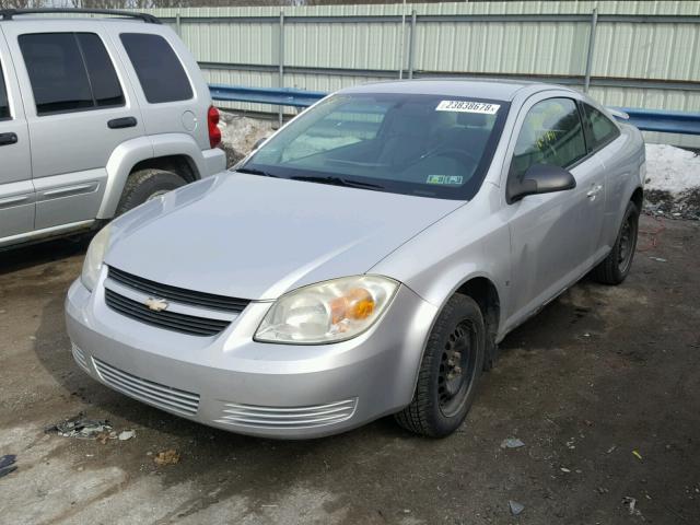 1G1AK15F477231995 - 2007 CHEVROLET COBALT LS SILVER photo 2