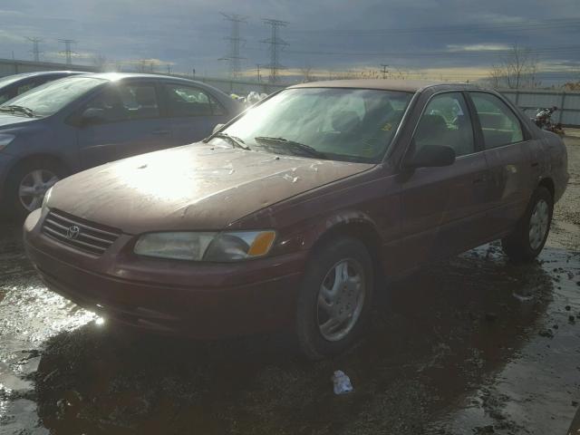 JT2BF22K4W0135503 - 1998 TOYOTA CAMRY CE MAROON photo 2