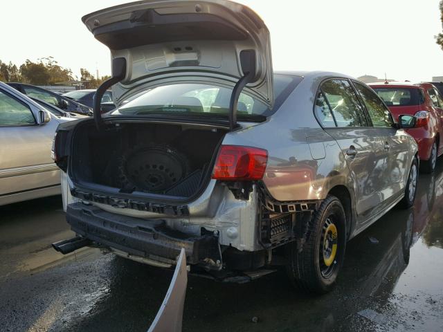 3VW2K7AJ1EM322781 - 2014 VOLKSWAGEN JETTA BASE ვერცხლისფერი ფოტო 4