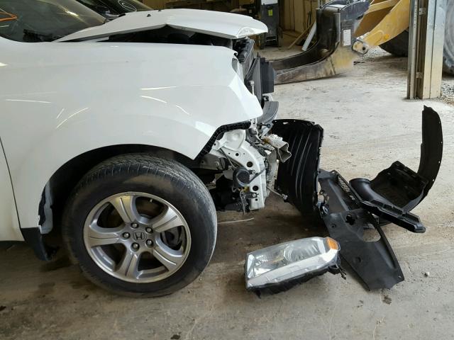 5FNYF3H58CB015564 - 2012 HONDA PILOT EXL WHITE photo 9