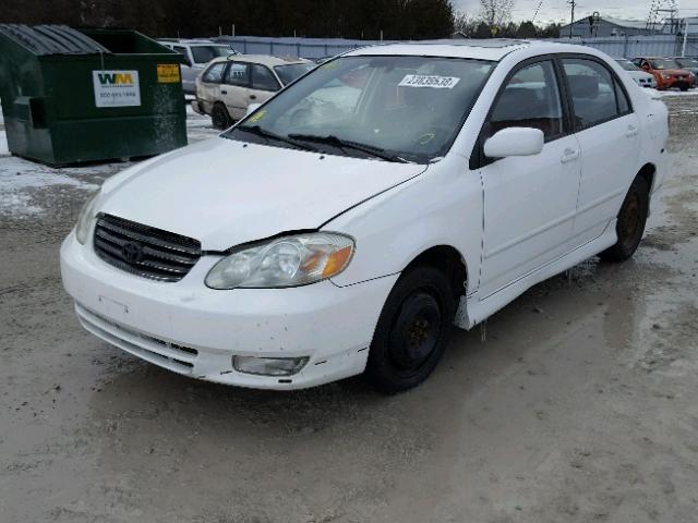 2T1BR32E63C764275 - 2003 TOYOTA COROLLA CE WHITE photo 2