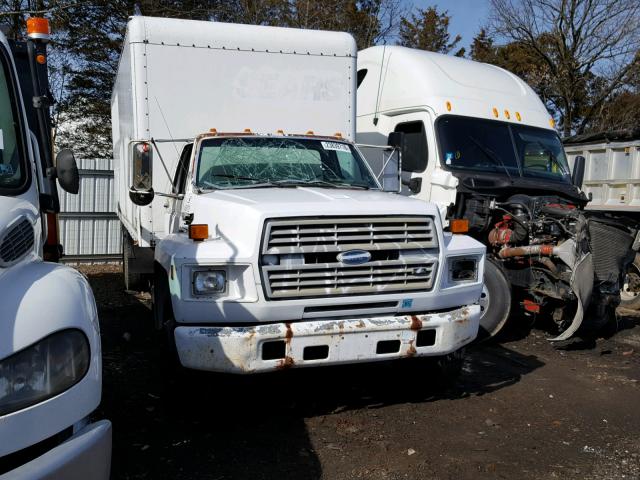 1FDNK74P3LVA44514 - 1990 FORD F700 F WHITE photo 1