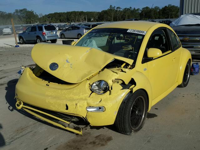 3VWAC21C0XM442103 - 1999 VOLKSWAGEN BEETLE YELLOW photo 2