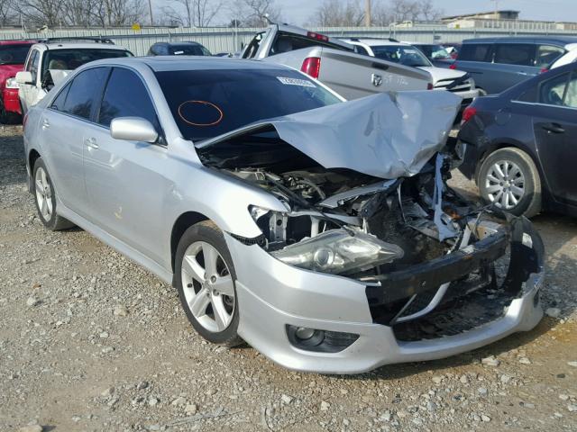 4T1BF3EK5BU198391 - 2011 TOYOTA CAMRY BASE SILVER photo 1