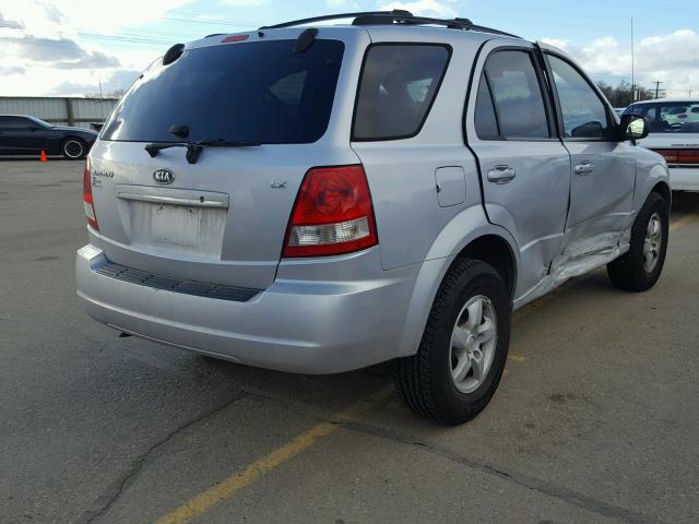 KNDJD733865559315 - 2006 KIA SORENTO EX SILVER photo 4