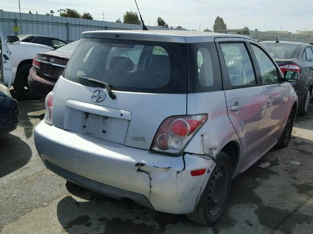 JTKKT624850119966 - 2005 TOYOTA SCION XA SILVER photo 4