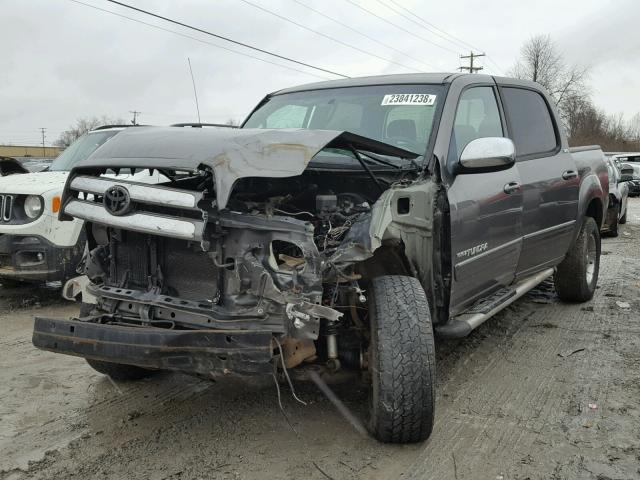 5TBDT44104S452626 - 2004 TOYOTA TUNDRA DOU CHARCOAL photo 2