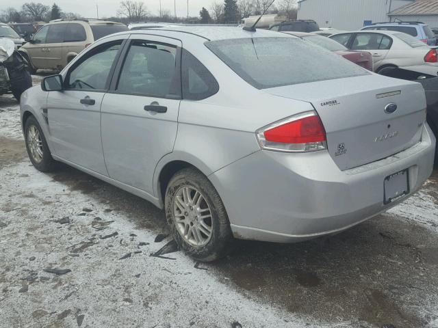 1FAHP35N68W195024 - 2008 FORD FOCUS SE SILVER photo 3