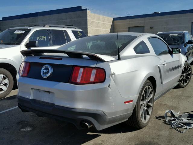 1ZVBP8CF2C5259189 - 2012 FORD MUSTANG GT SILVER photo 4