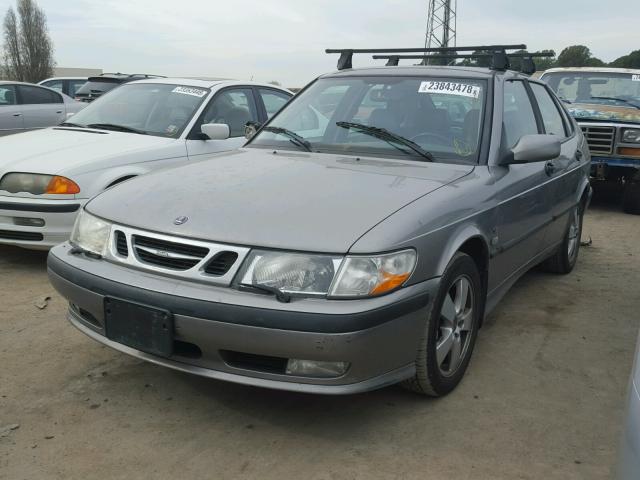 YS3DF55K722016445 - 2002 SAAB 9-3 SE GRAY photo 2