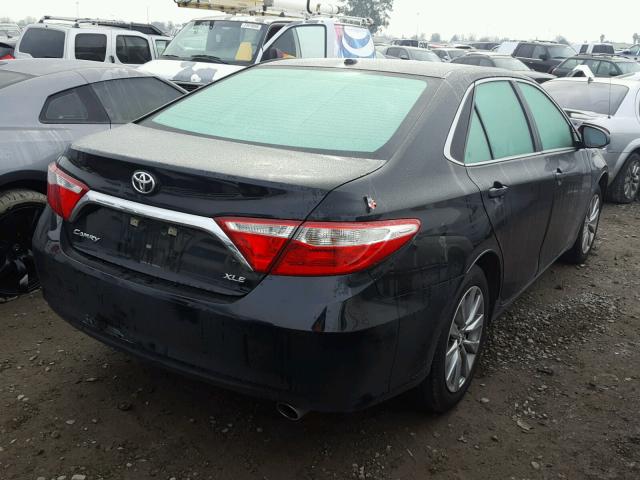 4T1BF1FK5HU281461 - 2017 TOYOTA CAMRY LE BLACK photo 4