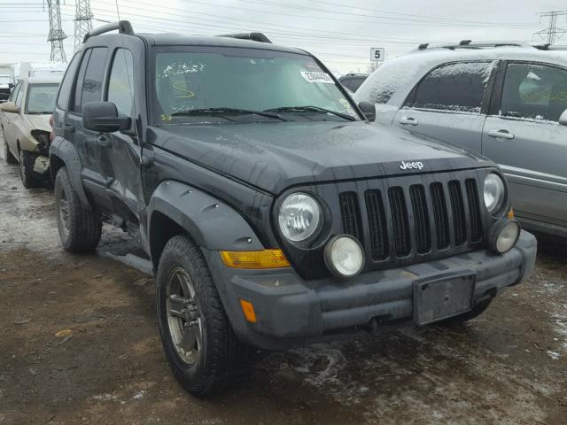 1J4GL38K86W176470 - 2006 JEEP LIBERTY RE BLACK photo 1