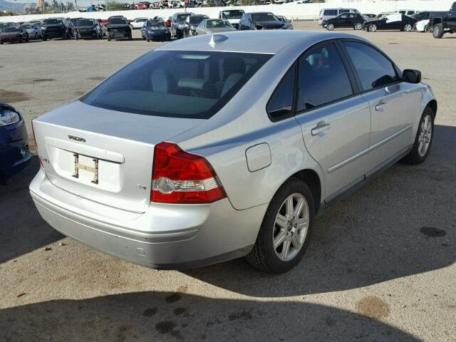 YV1MS382562209874 - 2006 VOLVO S40 2.4I RED photo 4