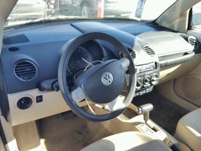 3VWRF31Y56M309199 - 2006 VOLKSWAGEN NEW BEETLE 奶油色 照片 9