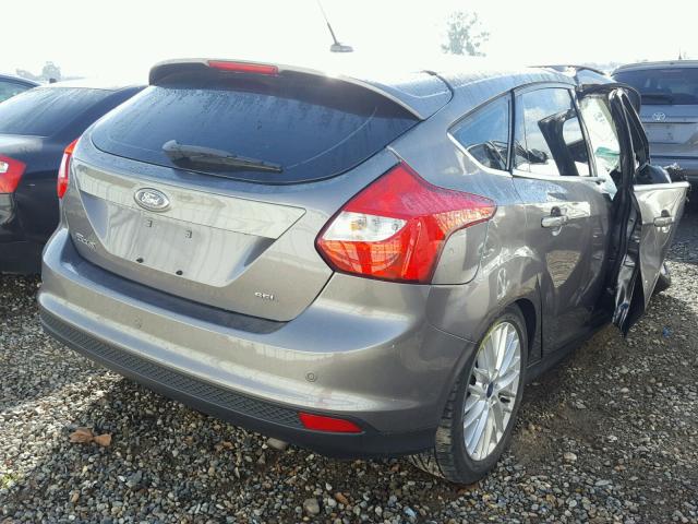 1FAHP3M22CL174544 - 2012 FORD FOCUS SEL GRAY photo 4