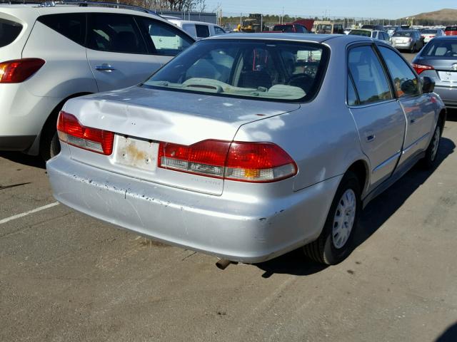 1HGCF86661A112076 - 2001 HONDA ACCORD VAL SILVER photo 4