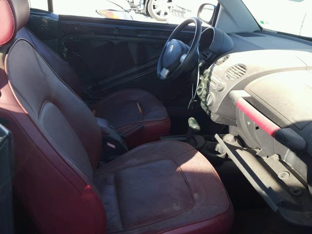 3VWCM31Y85M354678 - 2005 VOLKSWAGEN NEW BEETLE 灰色 照片 5