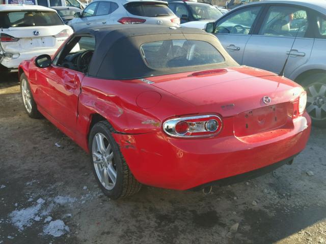 JM1NC2JFXB0213150 - 2011 MAZDA MX-5 MIATA RED photo 3