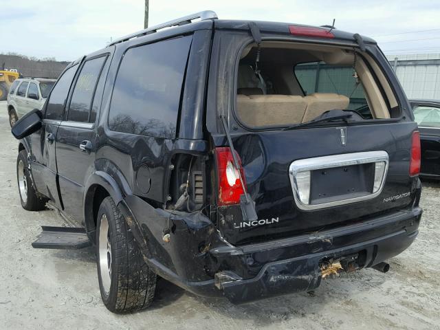 5LMFU27595LJ01225 - 2005 LINCOLN NAVIGATOR შავი ფოტო 3