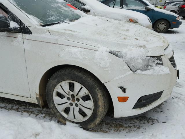 1G1PA5SH9D7319009 - 2013 CHEVROLET CRUZE LS WHITE photo 9