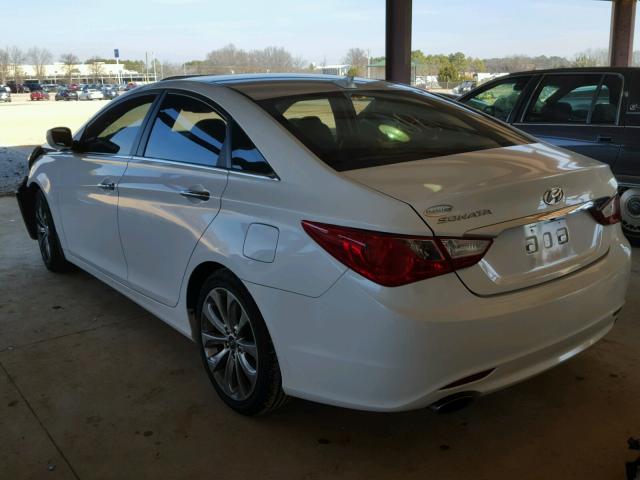 5NPEC4AC3DH560486 - 2013 HYUNDAI SONATA SE WHITE photo 3